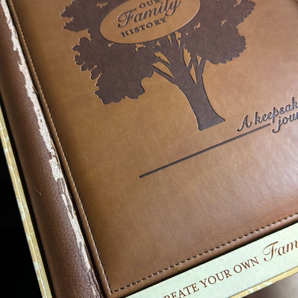 Our Family History, Brown Italian Leather Family Keepsake Journal, original box - Picture 5 of 16